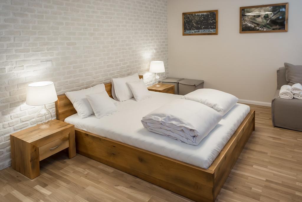 Hotel Naturum ミリチ エクステリア 写真